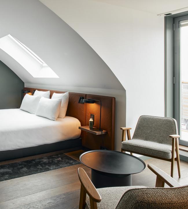 Le Bellune Hotel Parc Expo Paris - Chambre REVE SOUS LES TOITS