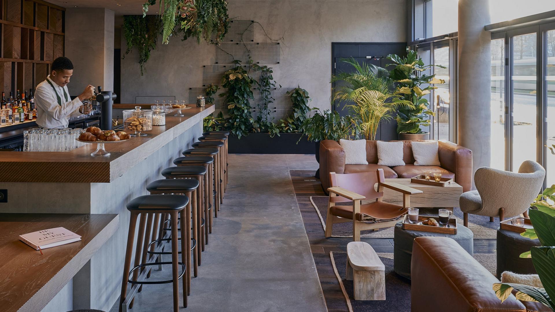 Le Bellune Paris - Lobby Bar